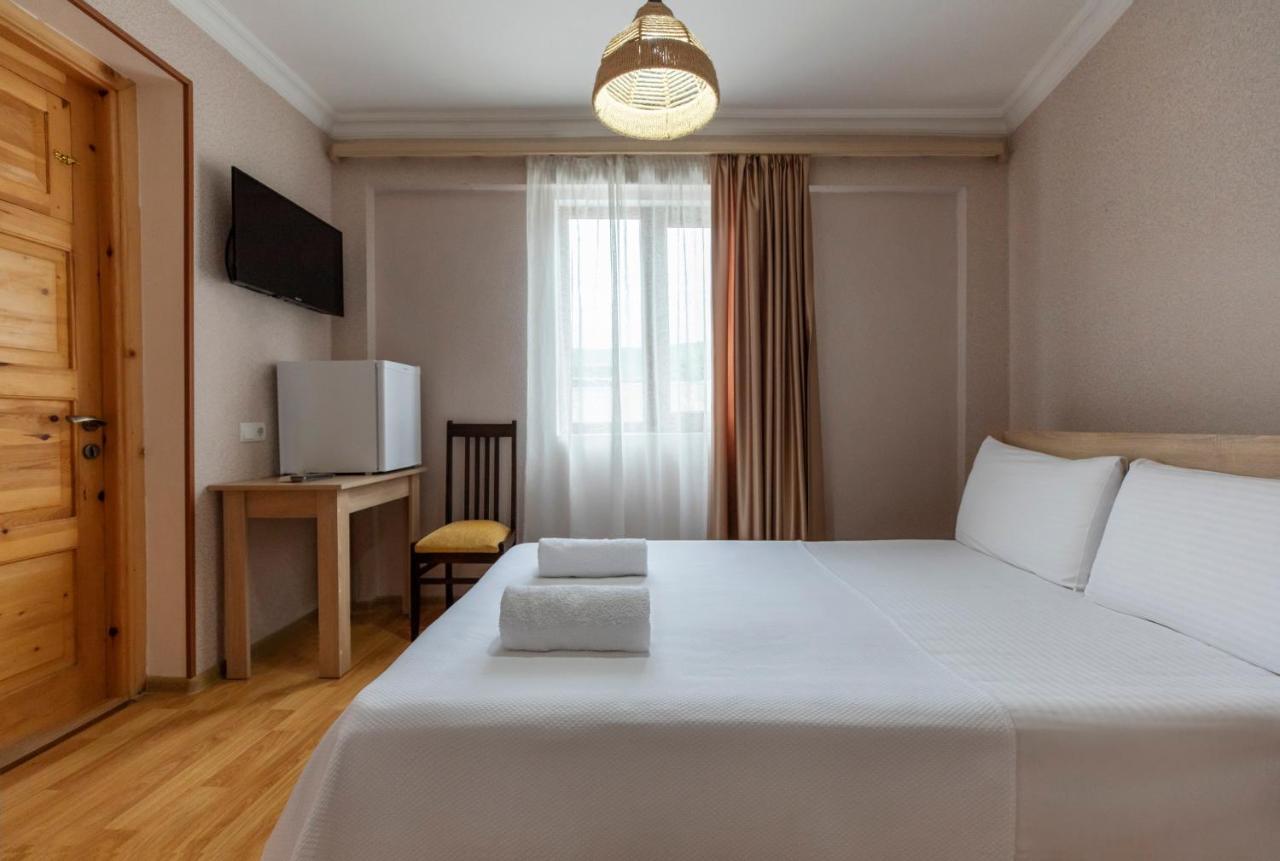 Royal House Hotell Gori Eksteriør bilde