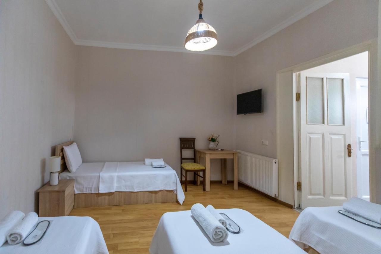 Royal House Hotell Gori Eksteriør bilde