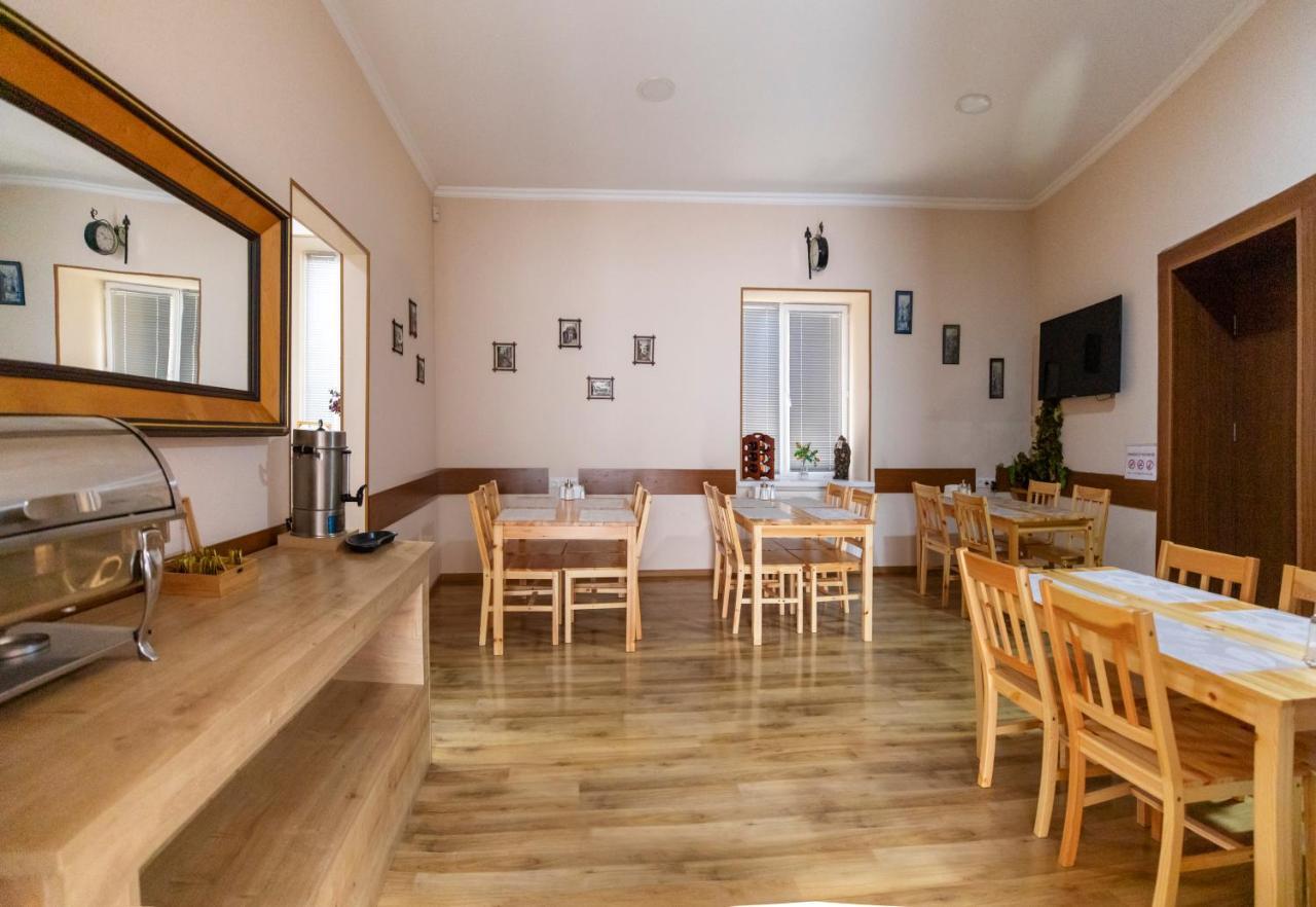 Royal House Hotell Gori Eksteriør bilde